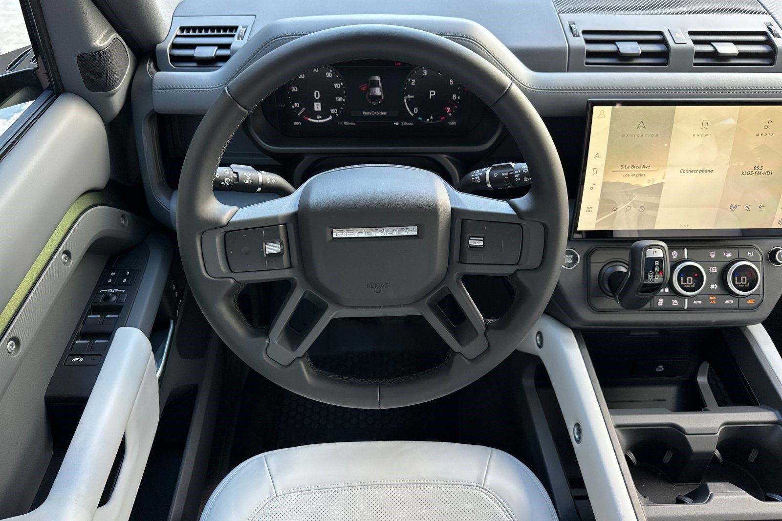 New 2026 Land Rover Defender 110 S AWD/4WD image 28