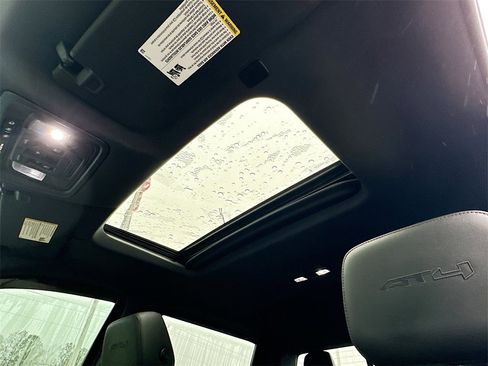 Used 2019 GMC Sierra 1500 AT4 w/ AT4 Premium Package image 11