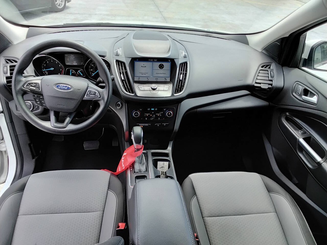 Used 2019 Ford Escape SE FWD image 11