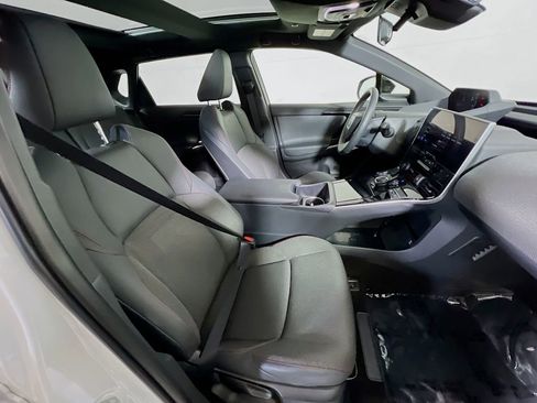 Certified 2025 Toyota bZ4X AWD image 25