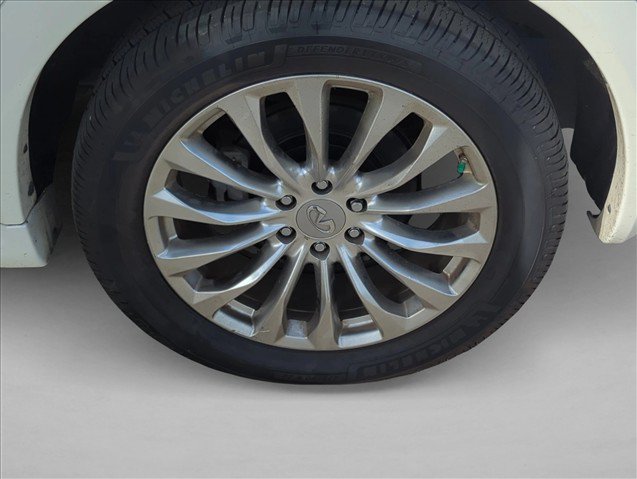 Used 2015 INFINITI QX80 2WD w/ Deluxe Technology Package image 25