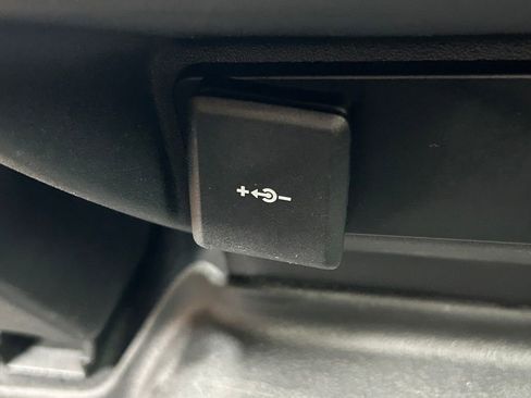 Used 2021 Land Rover Range Rover Evoque SE AWD/4WD image 24