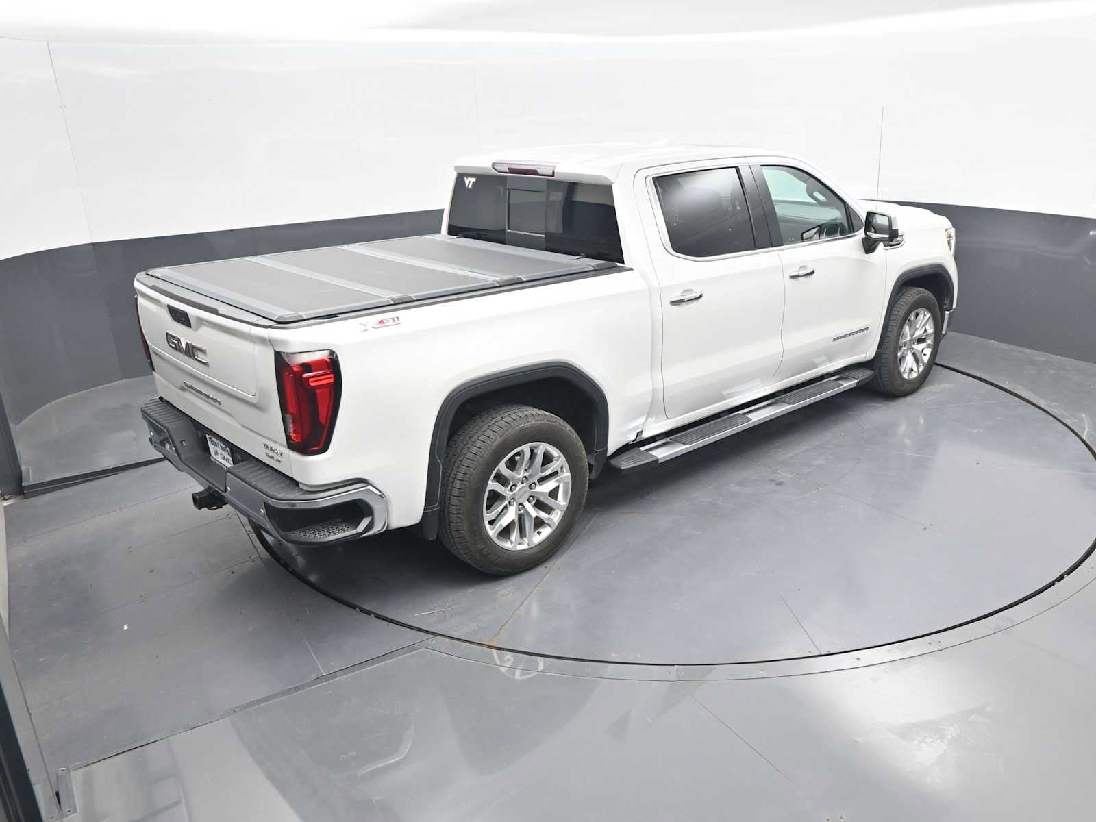 Used 2021 GMC Sierra 1500 SLT w/ SLT Premium Plus Package AWD/4WD image 43