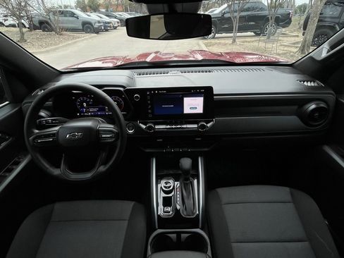 Used 2024 Chevrolet Colorado Trail Boss w/ Technology Package image 10