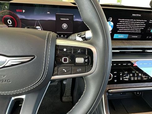 New 2025 Genesis GV80 3.5T Prestige image 29