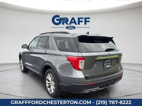 Used 2024 Ford Explorer XLT w/ Equipment Group 202A AWD/4WD image 10