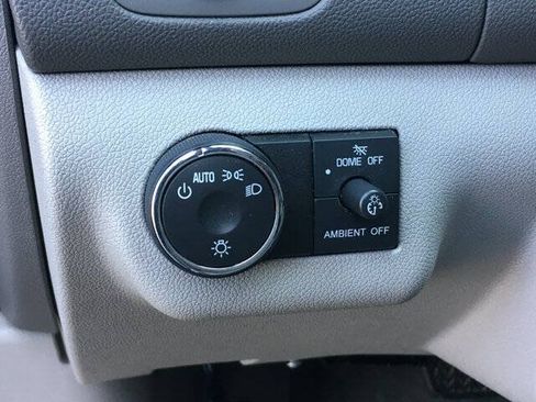 Used 2014 Buick Enclave Leather FWD image 13