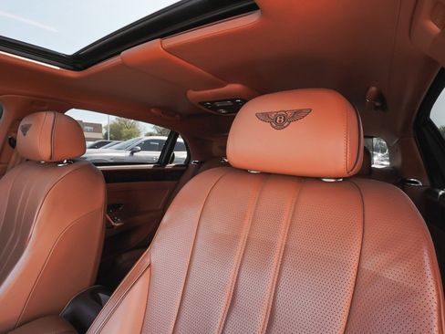 Used 2014 Bentley Flying Spur W12 AWD/4WD image 32