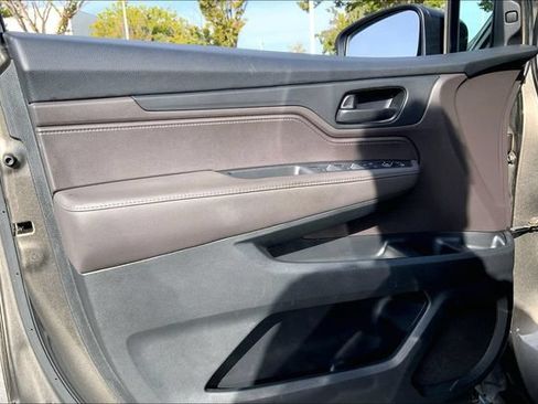 Used 2018 Honda Odyssey EX image 21