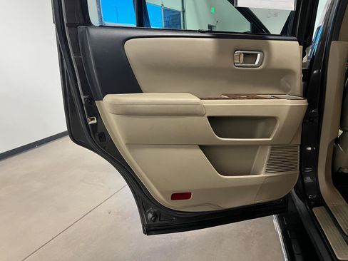 Used 2012 Honda Pilot Touring image 34