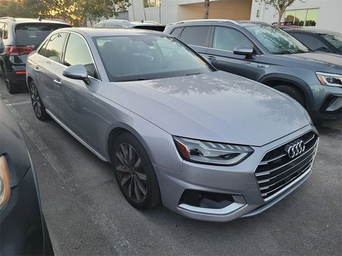 Used 2023 Audi A4 2.0T Premium w/ Convenience Package image 2