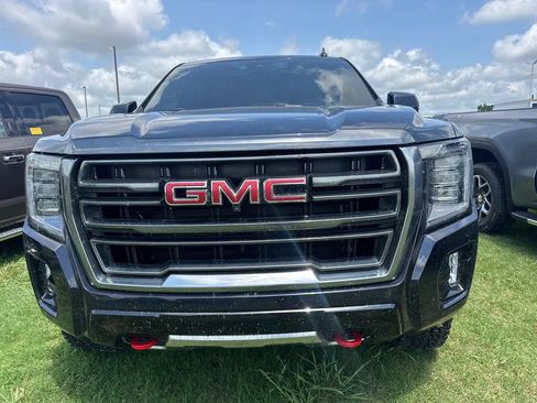 Used 2024 GMC Yukon AT4 w/ Technology Package AWD/4WD image 2