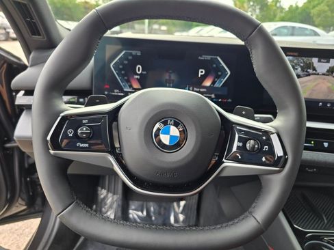 Used 2026 BMW 530i RWD image 18