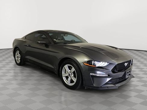 Used 2020 Ford Mustang Coupe RWD image 2