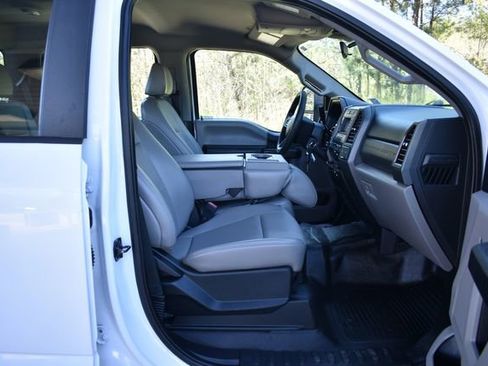 Used 2020 Ford F250 XL w/ Power Equipment Group image 15