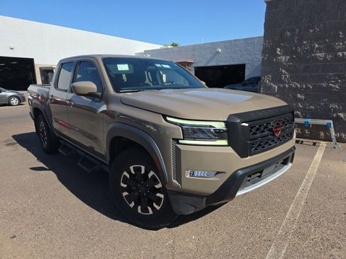 Used 2022 Nissan Frontier Pro-X w/ Technology Package RWD image 2