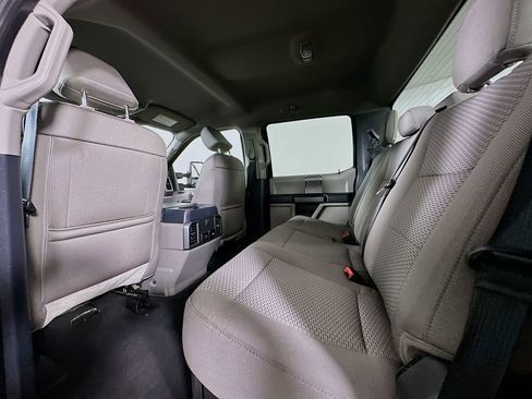 Used 2022 Ford F250 XLT w/ XLT Premium Package AWD/4WD image 13