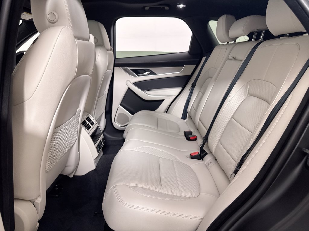 Used 2026 Jaguar F-PACE R-Dynamic S AWD/4WD image 20