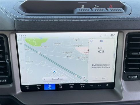 New 2025 Ford Bronco Outer Banks image 18