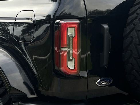 Used 2023 Ford Bronco Wildtrak AWD/4WD image 28
