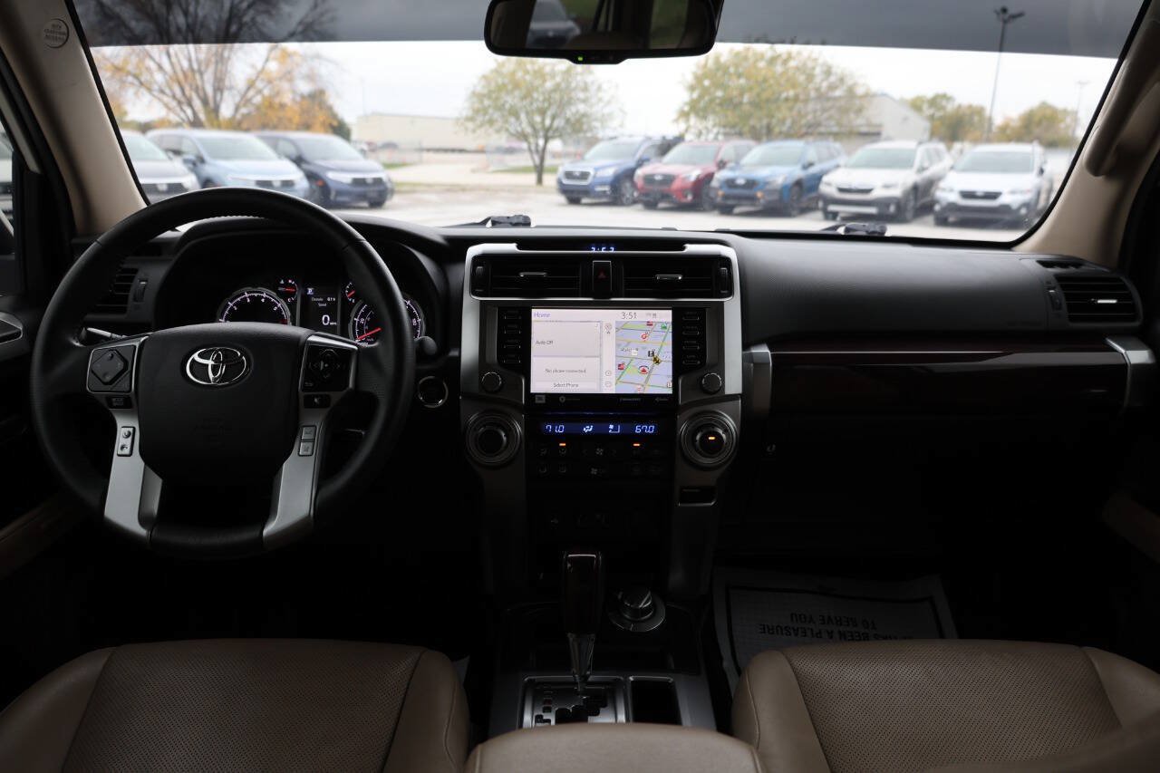 Used 2022 Toyota 4Runner Limited AWD/4WD image 14