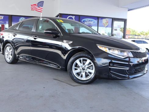Used 2018 Kia Optima LX FWD image 3