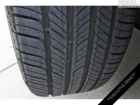 Used 2025 Genesis GV70 2.5T Sport Prestige w/ Sport Prestige Package image 33