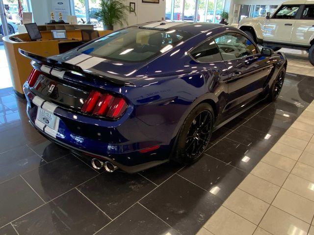 Used 2019 Ford Mustang Shelby GT350 w/ Technology Package RWD image 31