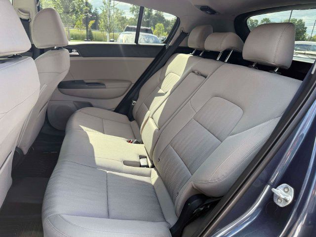 Used 2020 Kia Sportage LX FWD image 11