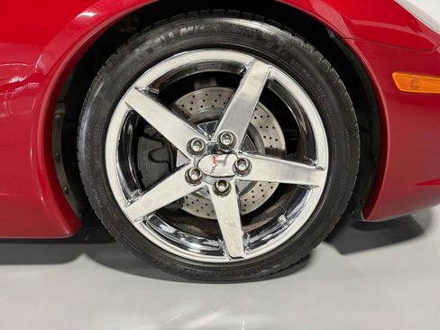Used 2005 Chevrolet Corvette Coupe RWD image 9