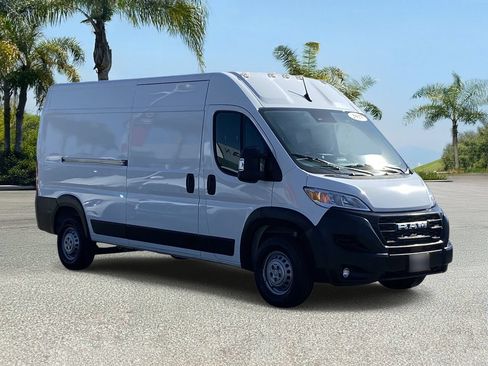 Used 2025 RAM ProMaster 3500 w/ Convenience Group FWD image 6