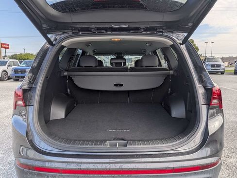 Used 2023 Hyundai Santa Fe SEL FWD image 12