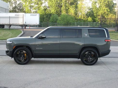 Used 2023 Rivian R1S Launch Edition AWD/4WD image 6