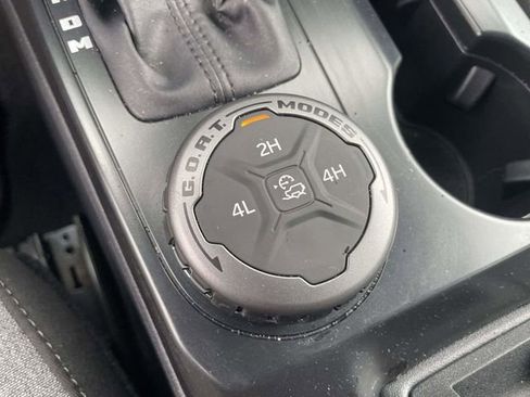 New 2025 Ford Bronco 4-Door AWD/4WD image 10