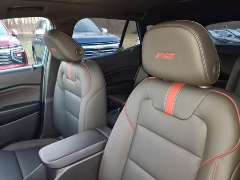 New 2026 Chevrolet Trax RS image 12