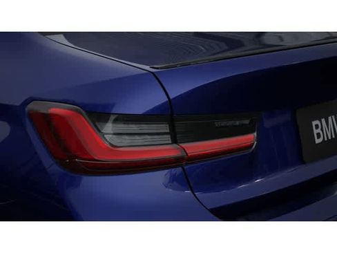 Used 2026 BMW 330i Sedan w/ M Sport Package image 8