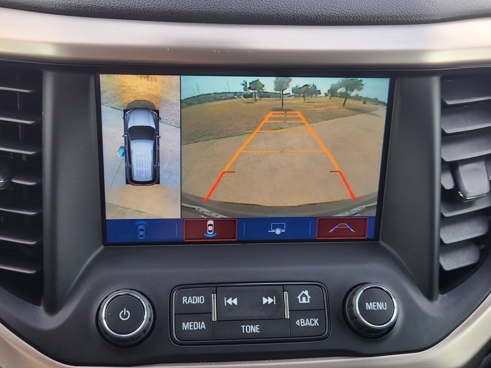 Used 2017 GMC Acadia Denali w/ Technology Package AWD/4WD image 21