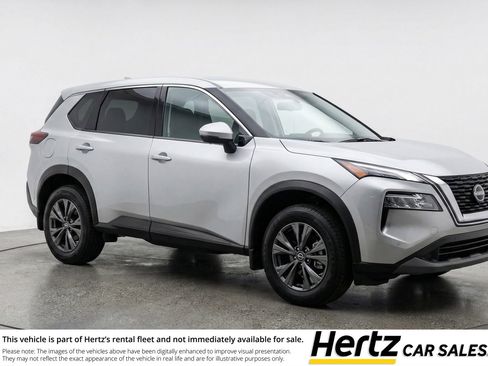 Used 2025 Nissan Rogue SV FWD image 1