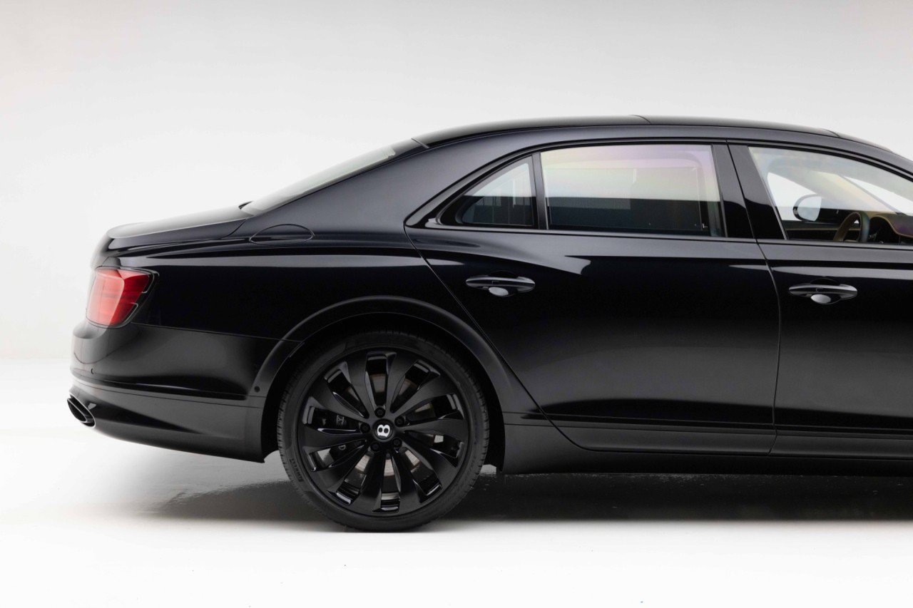Used 2022 Bentley Flying Spur W12 AWD/4WD image 27