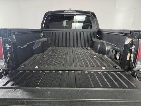 Certified 2023 Toyota Tacoma TRD Off-Road w/ TRD Premium Off Road Package AWD/4WD image 14