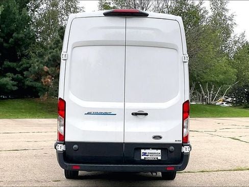 Used 2022 Ford E-Transit 148 High Roof Extended w/ Load Area Protection Package RWD image 4