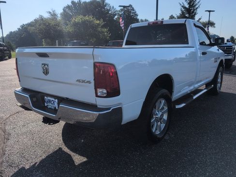Used 2014 RAM 2500 Tradesman w/ Chrome Appearance Group AWD/4WD image 5