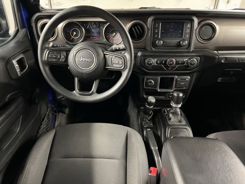 Used 2020 Jeep Wrangler Unlimited Sport image 8
