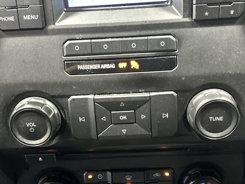 Used 2016 Ford F150 XL w/ Equipment Group 101A Mid RWD image 24