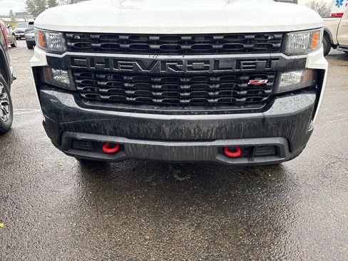 Used 2019 Chevrolet Silverado 1500 Custom Trail Boss w/ Custom Convenience Package image 3