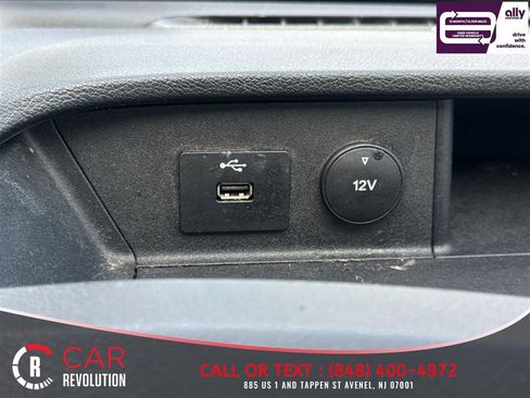 Used 2020 Ford Transit 250 Medium Roof RWD image 20