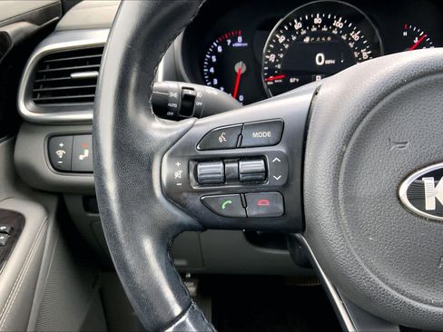 Used 2016 Kia Sorento EX w/ EX Touring Package image 22