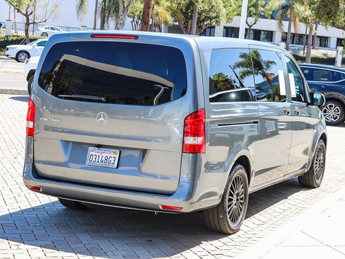 Used 2021 Mercedes-Benz Metris Passenger image 7