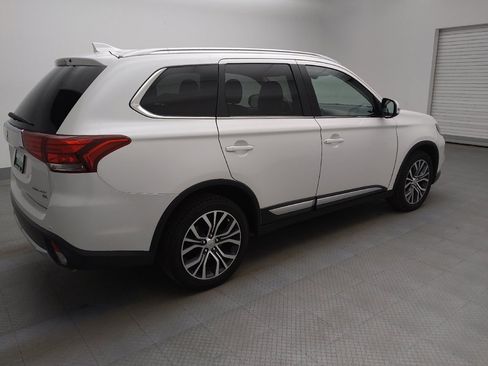 Used 2018 Mitsubishi Outlander SEL image 10