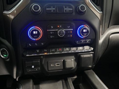 Used 2022 Chevrolet Silverado 2500 High Country image 23